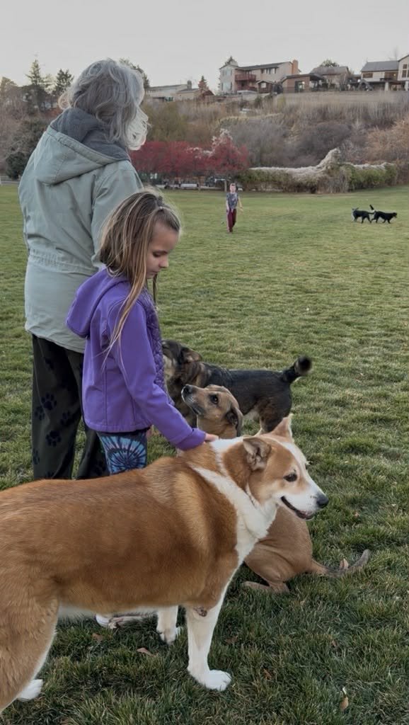 Flopsy Pants - Photo 9