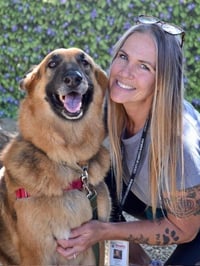 MACK - Photo 1